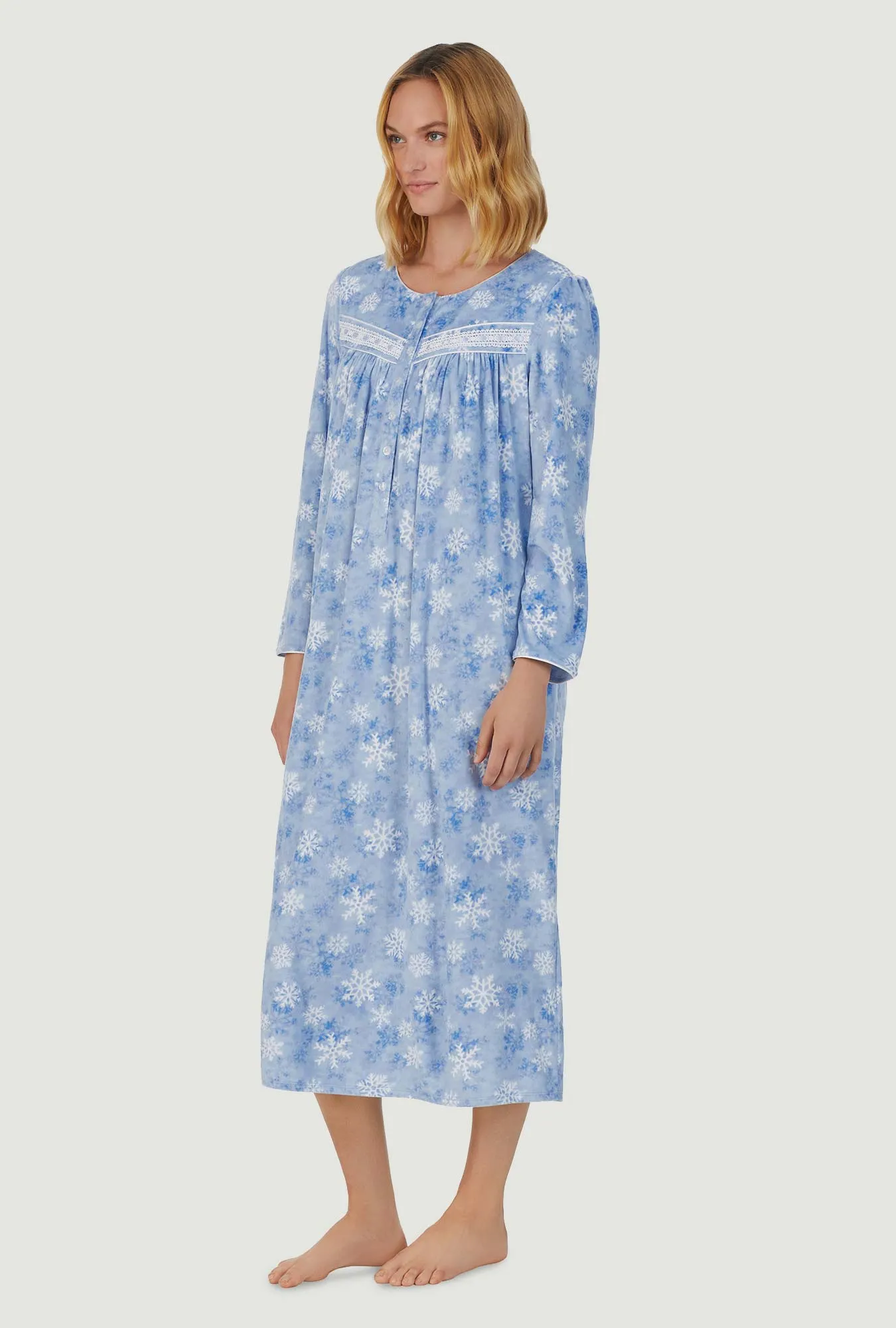 Snowflake Wonderland Cozy Fleece Gown